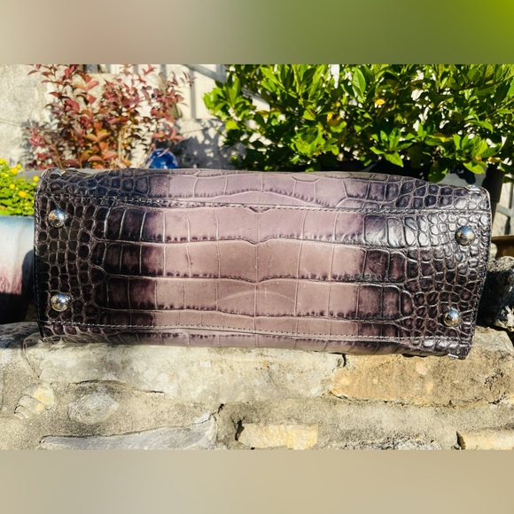 Michael Kors studded faux crocodile in grey with silver hardware - Picture 5 of 7